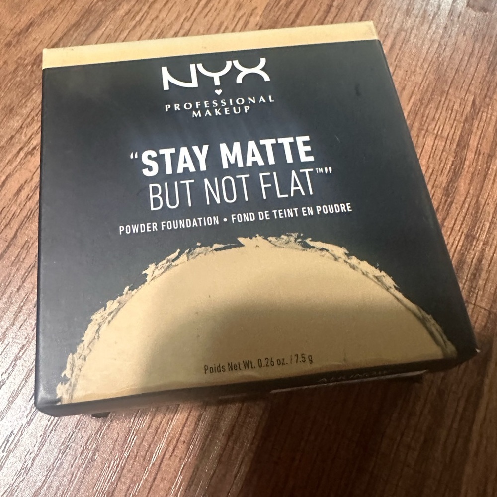 NYX Stay Matte But Not Flat Foundation - medium beige -still sealed